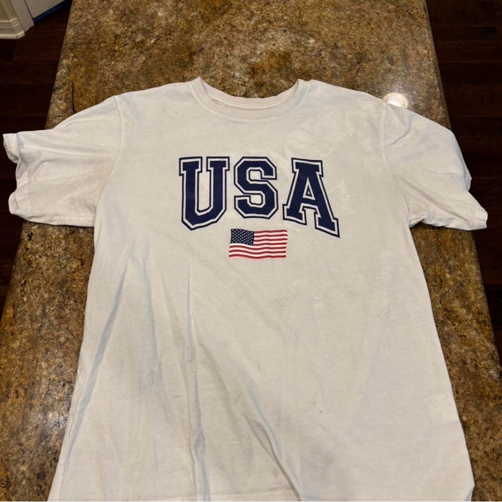 Amazon White USA Graphic Tee